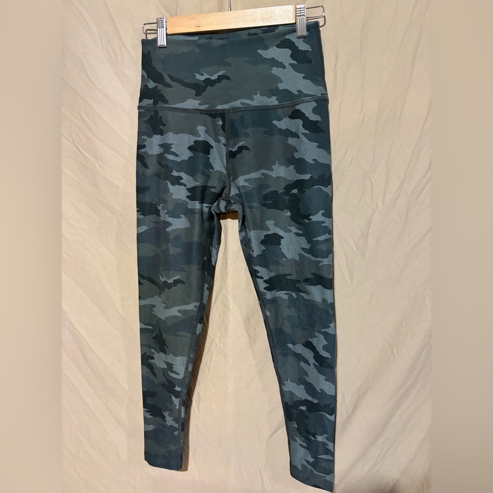 Beyond yoga leggings